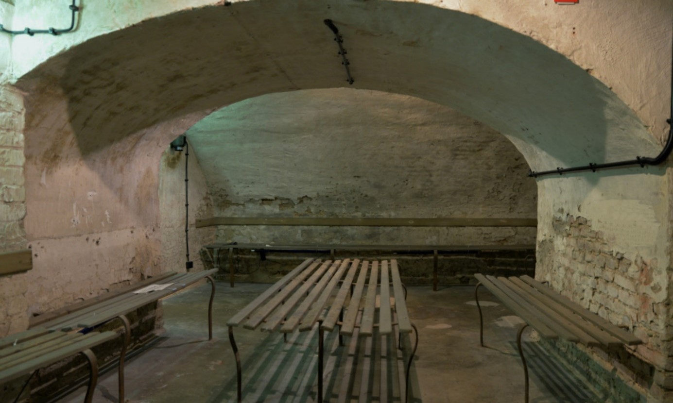 Een schuilkelder in Düsseldorf die in de Tweede Wereldoorlog werd gebruikt