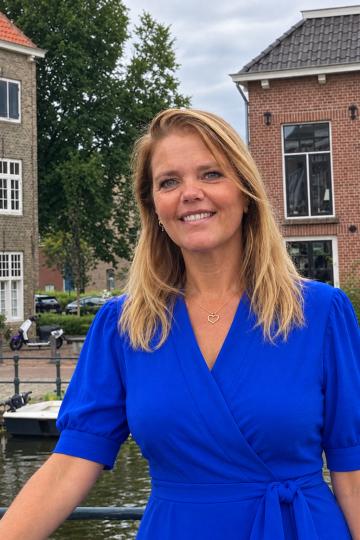 Foto van trouwambtenaar Carmen Slootmaker