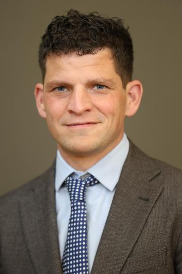 Portret Tom Overbeeke